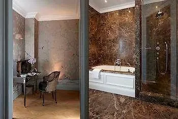 B&B Jvr 108 Antwerp Belgium