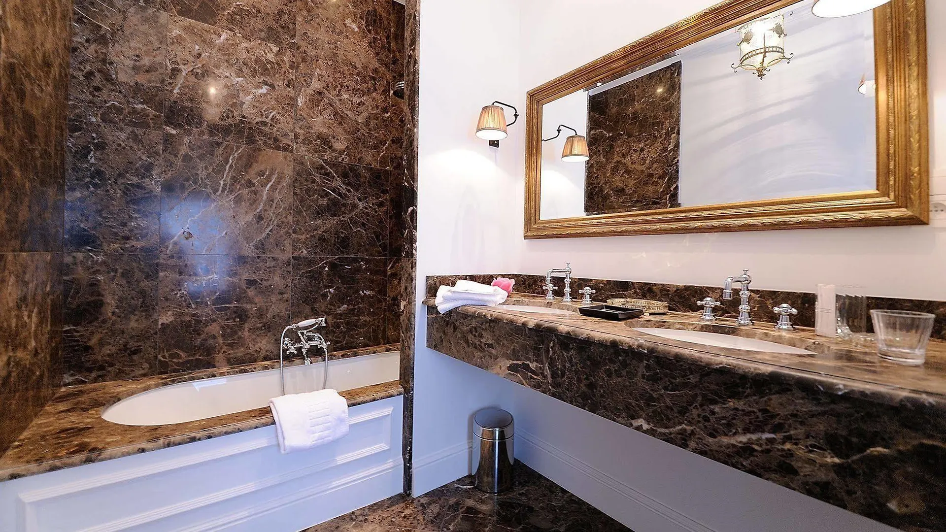 B&B Jvr 108 Antwerp