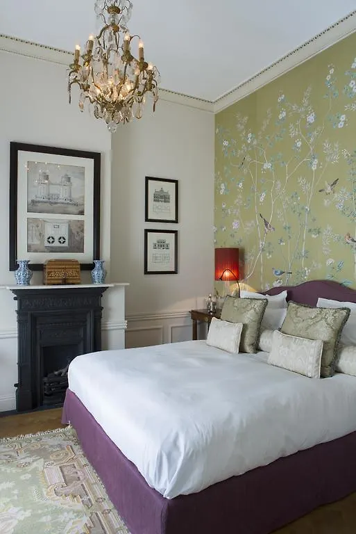 B&B Jvr 108 Antwerp 5*,
